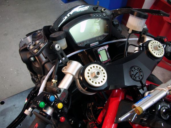 CARBONVANI - DUCATI 848 / 1098 & 1198 CARBON FIBER INSTRUMENT COVER FOR TC DASH (2007-13)