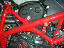 CARBONVANI - DUCATI 848 / 1098 & 1198 CARBON FIBER ENGINE BELT COVER (2007-13)