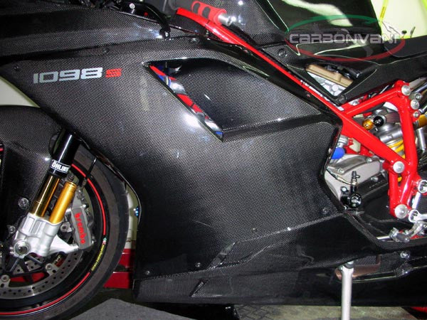 CARBONVANI - DUCATI 848 / 1098 & 1198 CARBON FIBER SBK LH SIDE PANEL (2007-13)