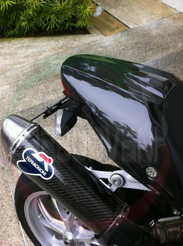 CARBONVANI - DUCATI MONSTER M1100 / M796 / M696 CARBON FIBER TAIL (PILLION SEAT COVER)
