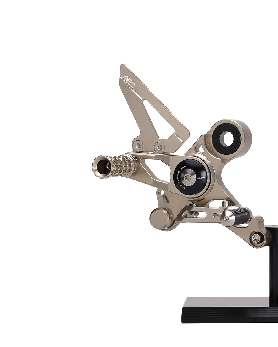 AEM FACTORY - DUCATI MONSTER 696  796 & 1100 ADJUSTABLE BILLET REARSETS  WITH COLORED ECCENTRIC