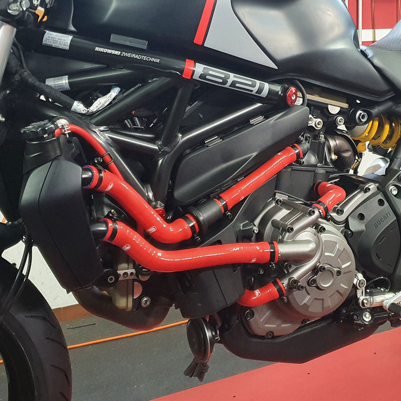 SamcoSport 9 Piece Silicone Coolant Hose Set For Ducati Monster 1200 / S / R / 821 (Euro 4)