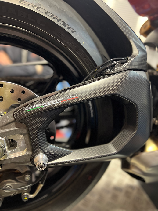 Carbonvani Carbon Fiber 3 Piece Swing Arm Guard Kit for Ducati Panigale / Streetfighter V4 (2025+)