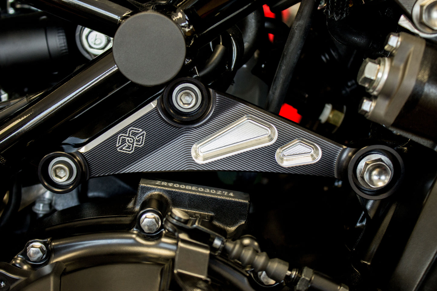 Gilles Engine Holder for Kawasaki Z900RS / CAFE