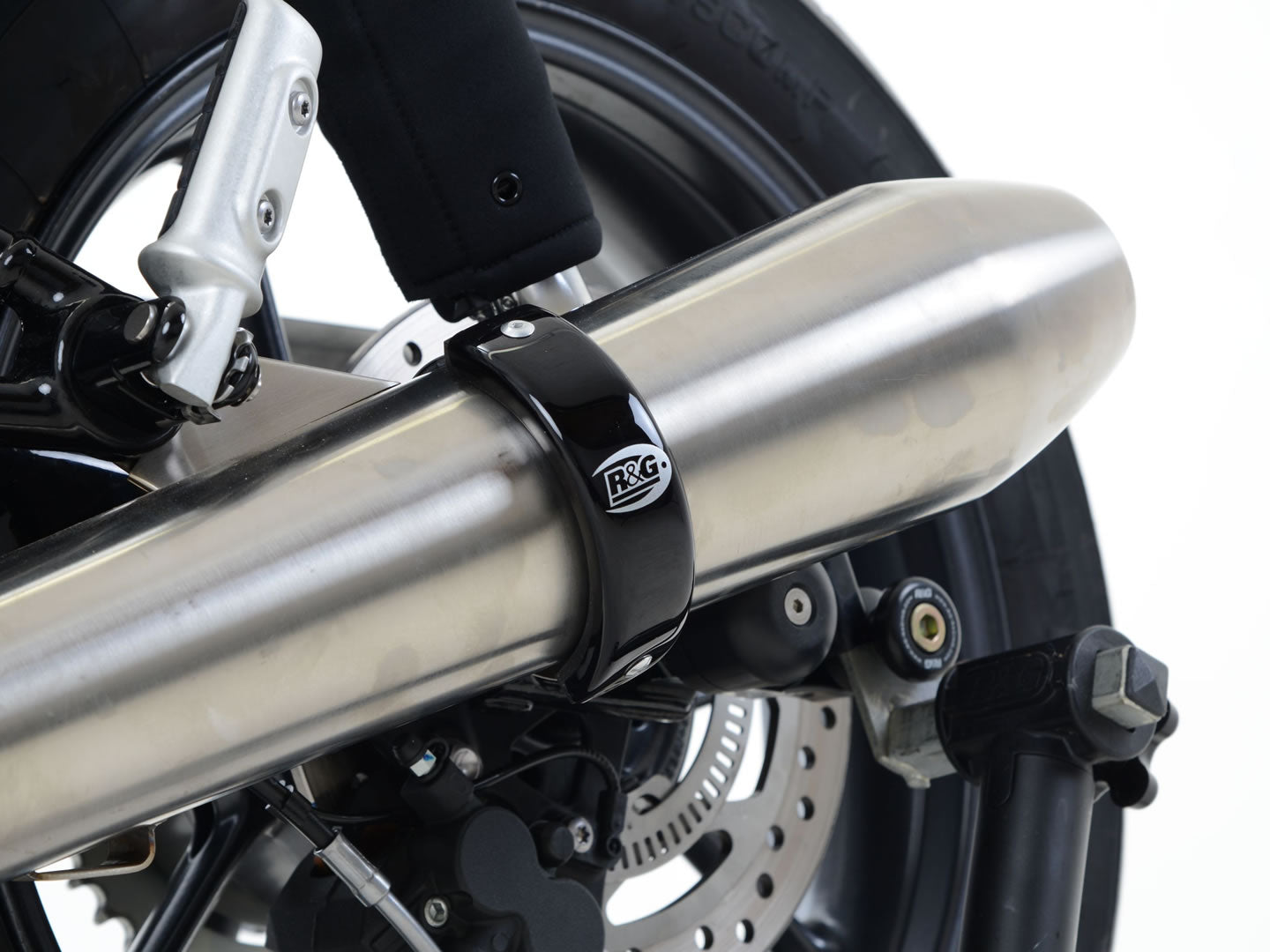 R&G Racing Exhaust Protector round style exhausts (Circumference up to 40cm) for Triumph Street Twin '16-18 & Triumph Street Cup '17-18