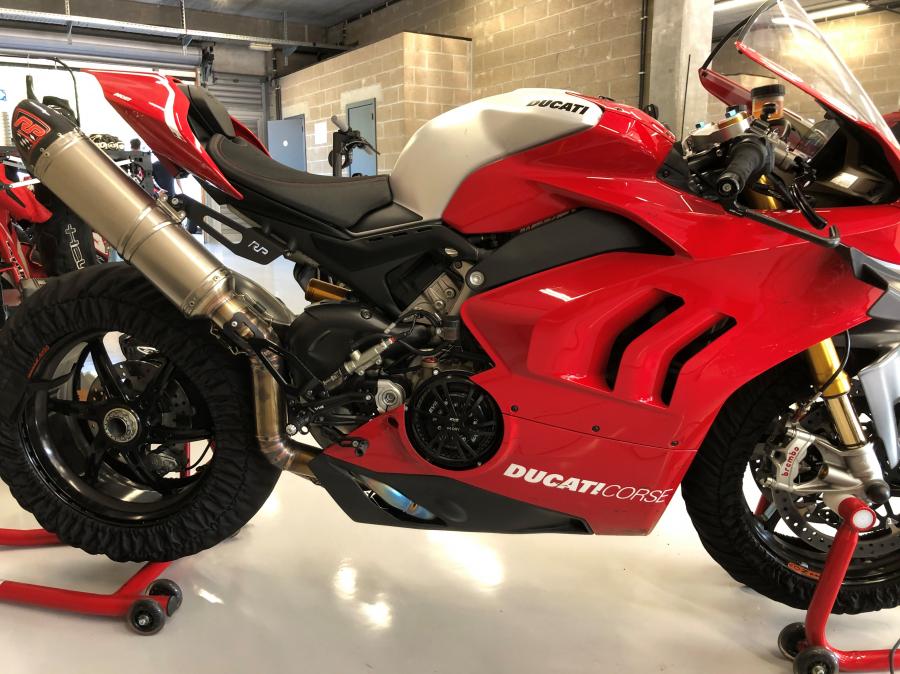 EVR Control Torque System (CTS) DRY SLIPPER CLUTCH With Organic Plates for Ducati Pangiale / Streetfighter V4 R / SP