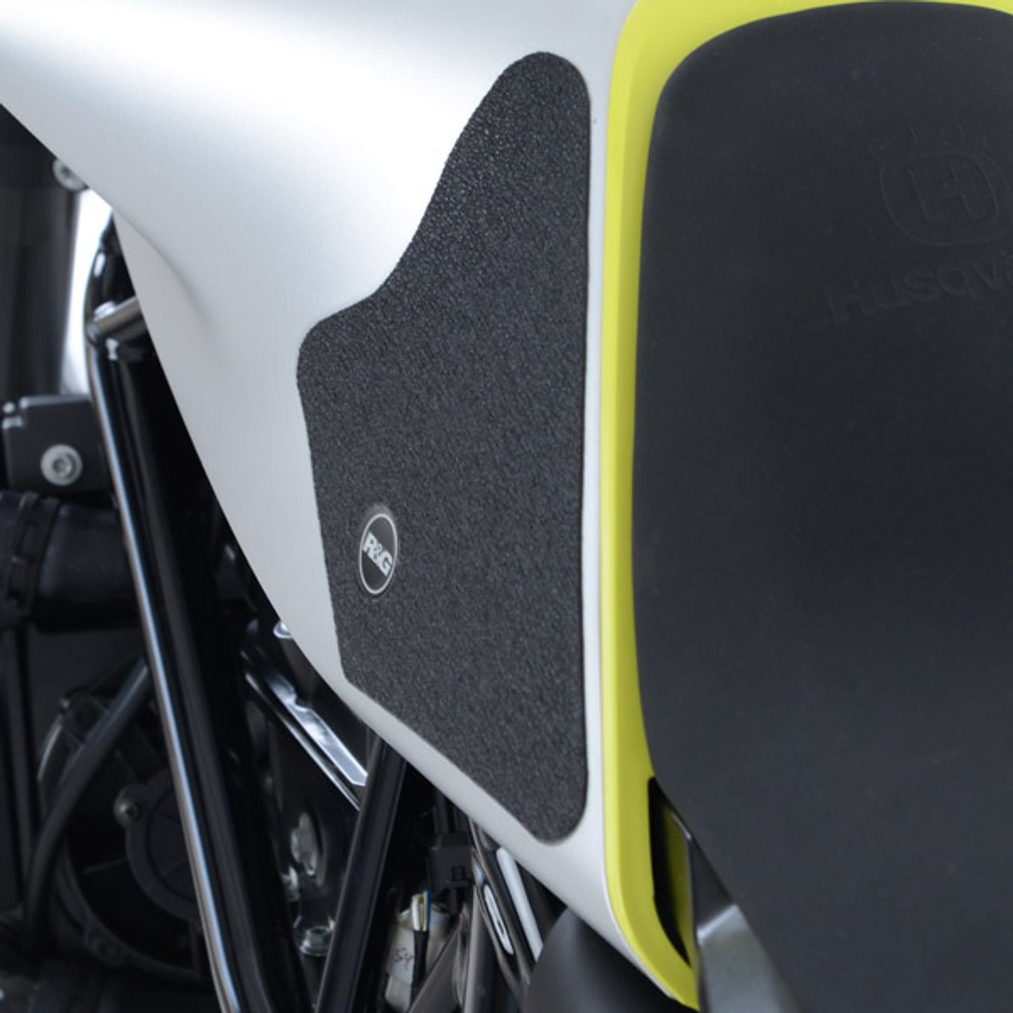 R&G Racing Traction Grips 2-Grip Kit for Husqvarna Vitpilen/Svartpilen 701 '18-'22