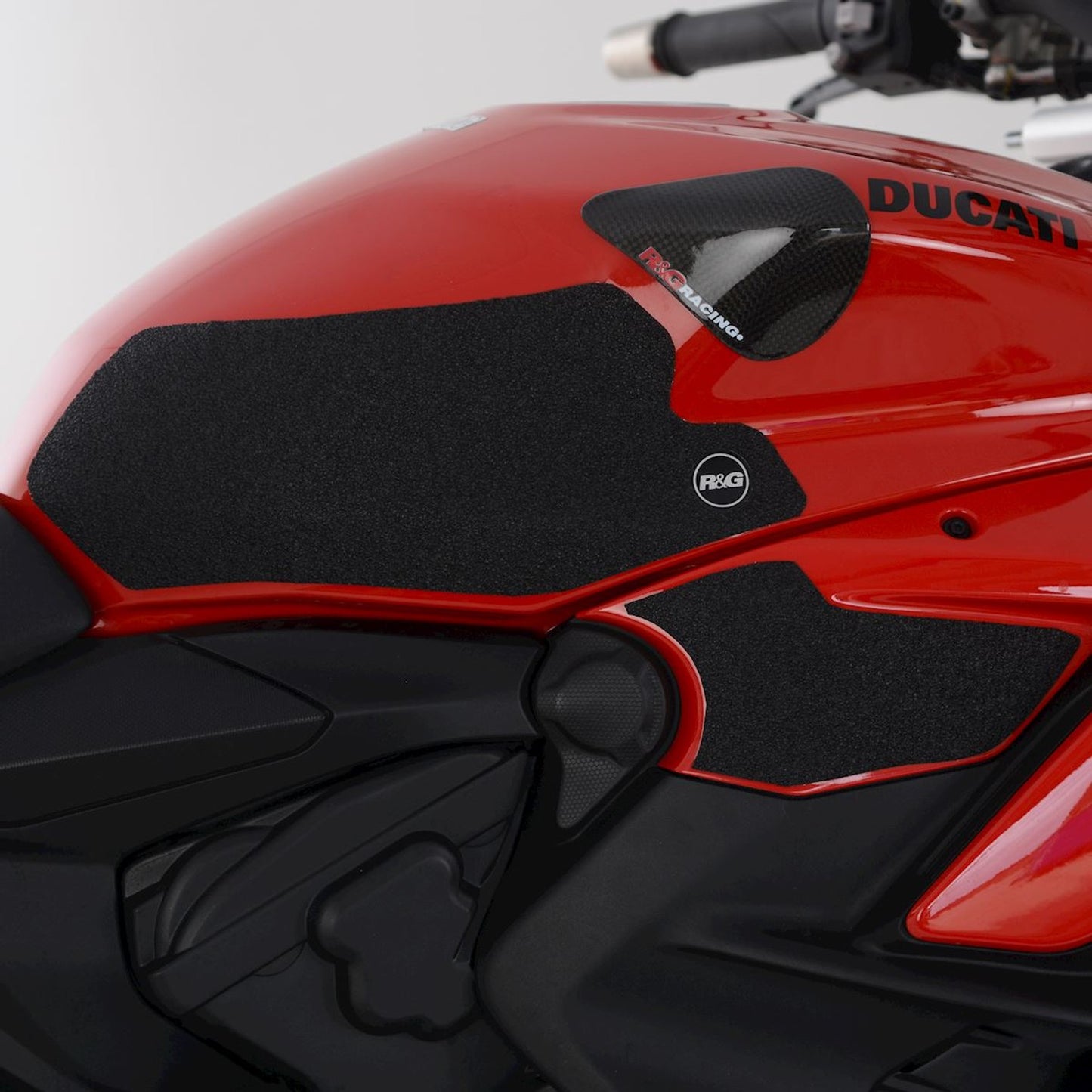 R&G Racing Traction Grips (4-grip kit) for Ducati Streetfighter V2 '22