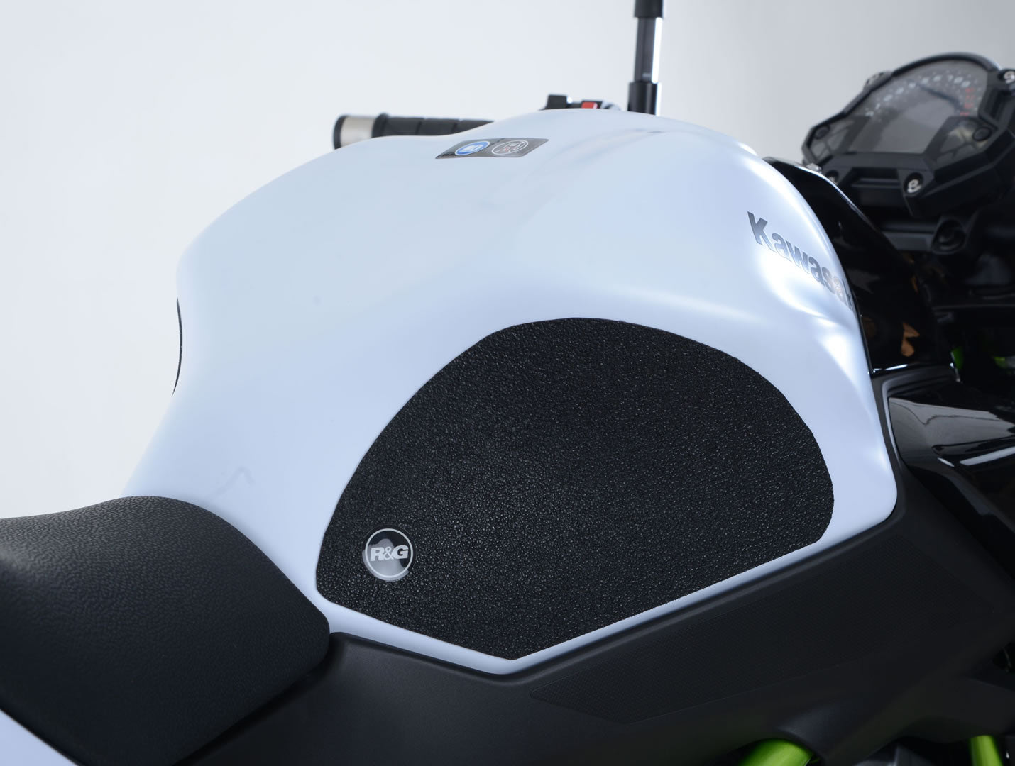 R&G Racing Tank Traction Grip for Kawasaki Z650 / Ninja 650 '17-18