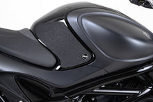 R&G Racing Tank Traction 2-Grip Kit for the Suzuki Gladius '09-'19