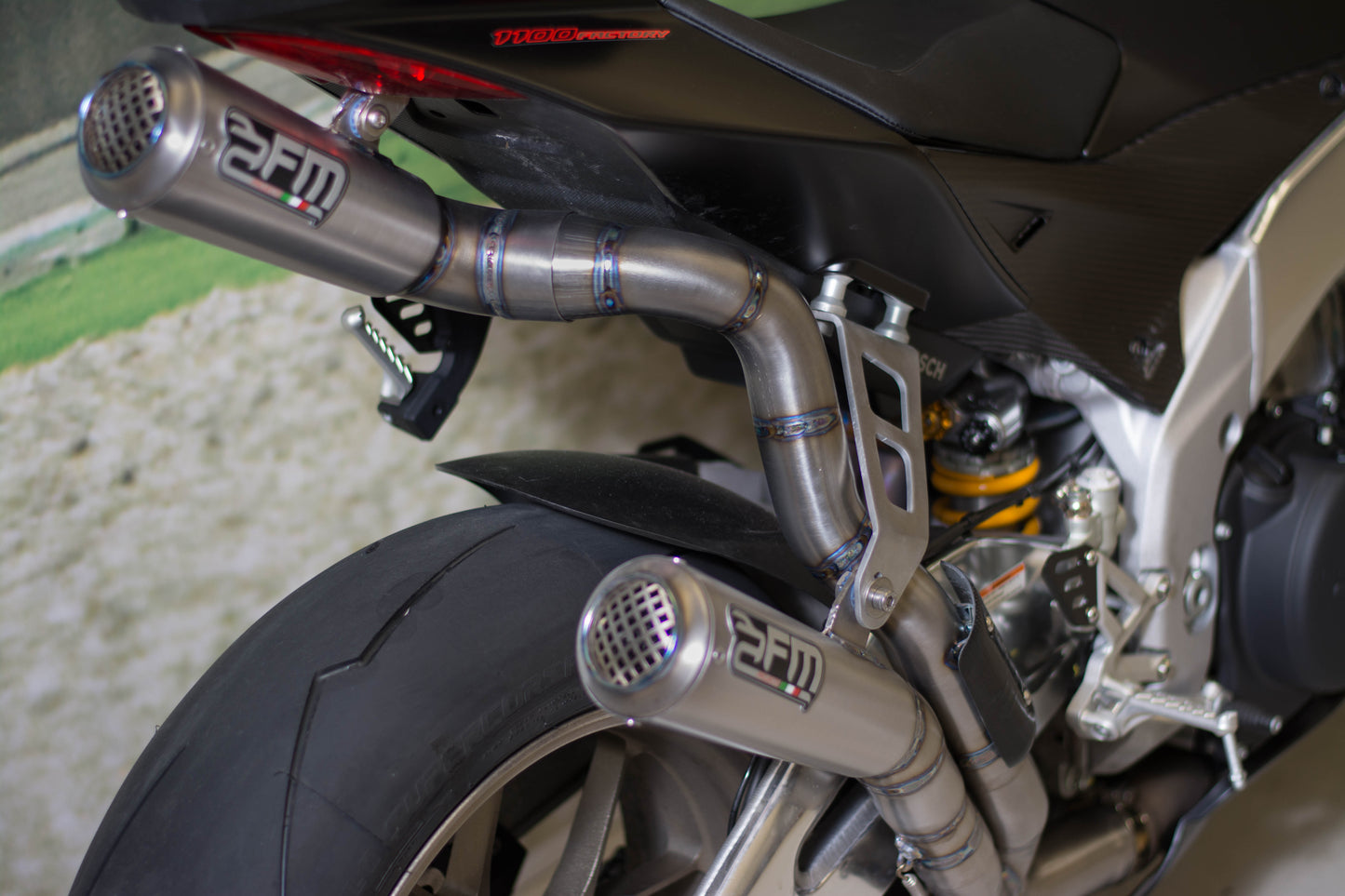 FM Projects GP Double Racing Half System / Slip-on in Titanium for Aprilia RSV4 1100 and Tuono