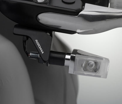 Rizoma Turn Signal Mounting Adapter For Harley Davidson (Under Master Cylinder)