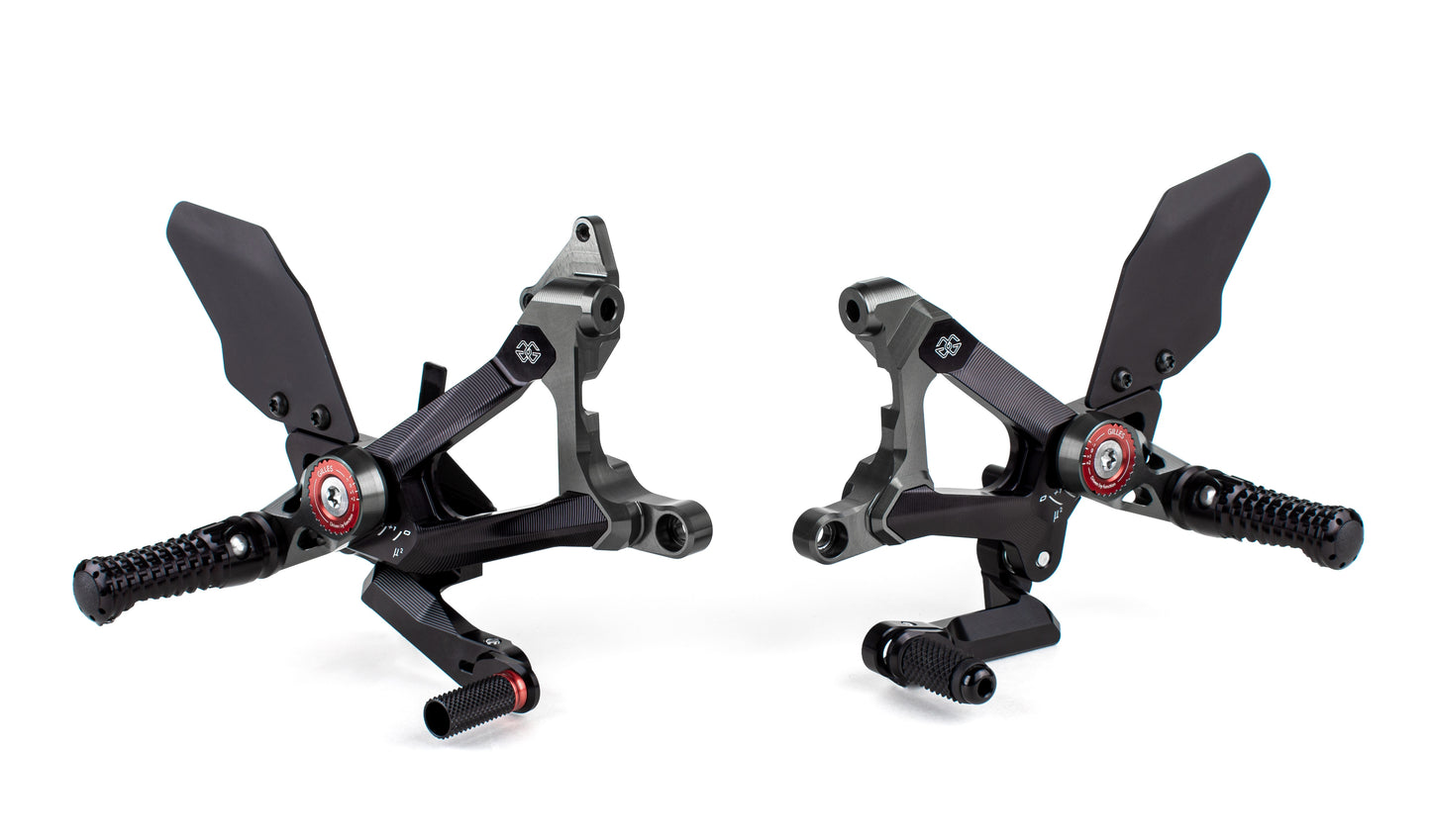 Gilles MUE2 Rearsets for Ducati Streetfighter V4 / S (20-24)