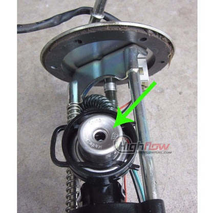 Quantum Fuel Systems OEM Replacement EFI Fuel Pressure Regulator for the Harley Davidson Road King / Classic '03-06 & etc.