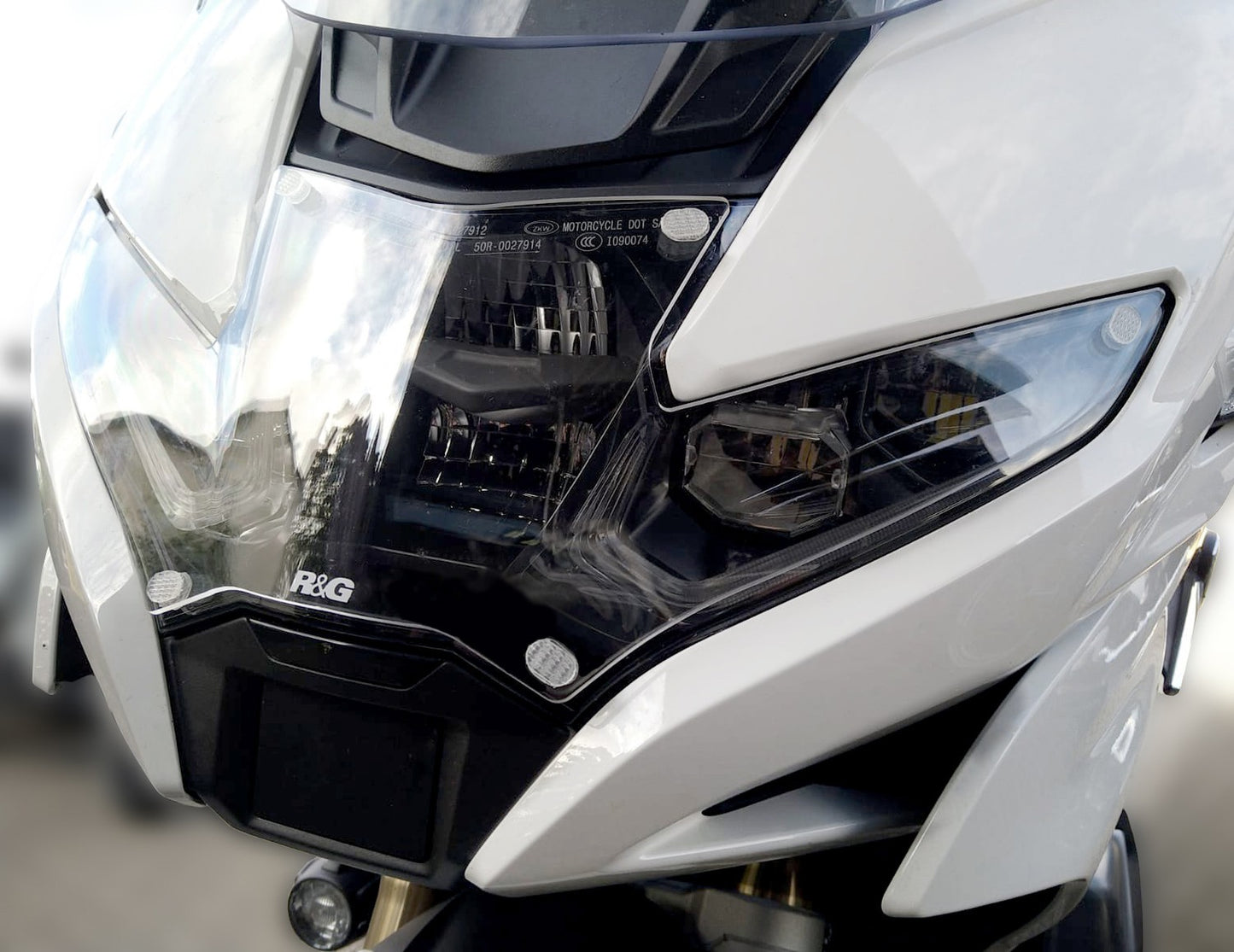 R&G Racing Headlight Shield for BMW R1250RT '21-'22