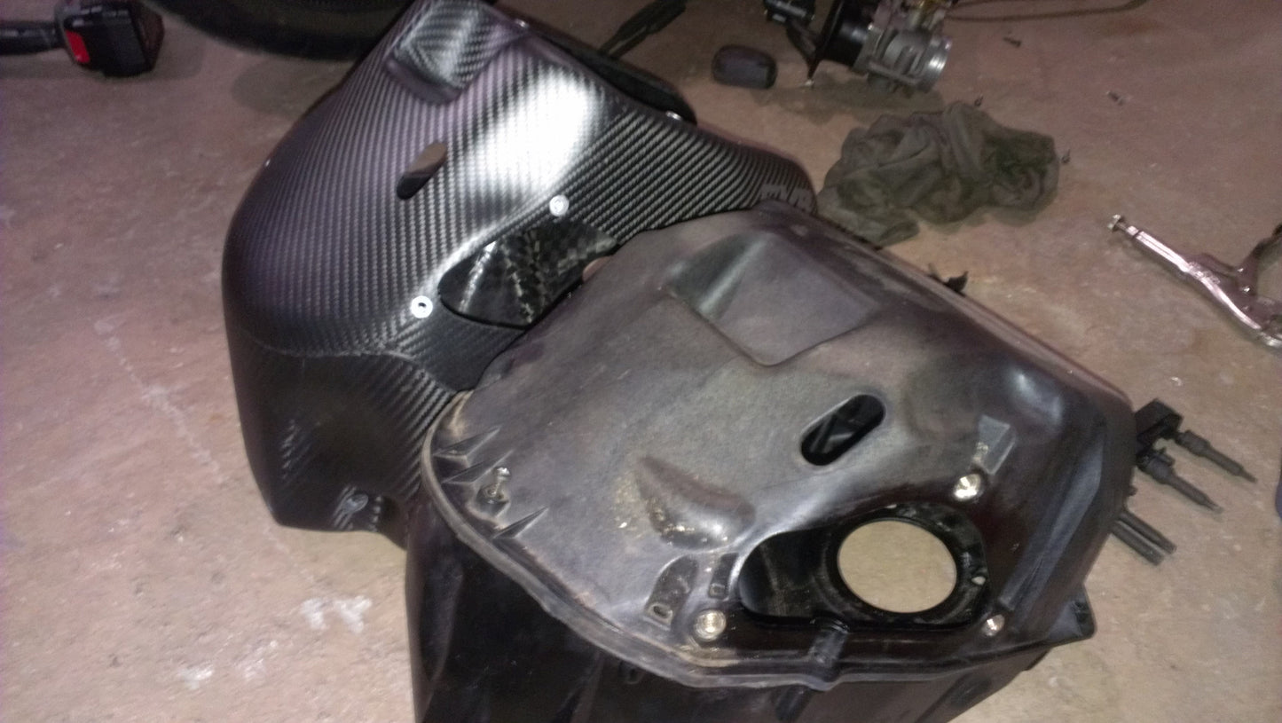 EVR Carbon Fiber Airbox and Ducts for the Ducati 749/999