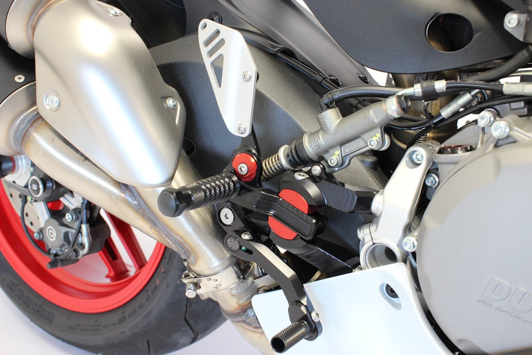Gilles VCR38GT Rearsets for the Ducati Panigale V2 / 959