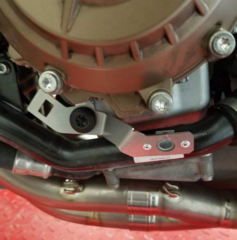 CARBONIN RACE BODYWORK HARDWARE KITS FOR BMW S1000RR (2020+)