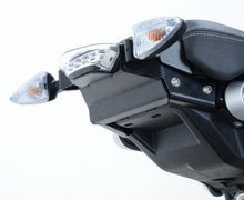 R&G Racing Tail Tidy Licence Plate Holder for BMW R nineT (swingarm mounted  for use WITHOUT pillion seat and subframe)