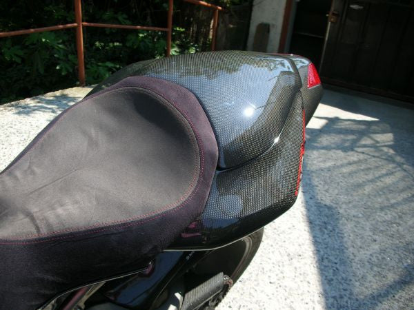 CARBONVANI - MV AGUSTA BRUTALE CARBON FIBER SEAT TAIL (2006-09)