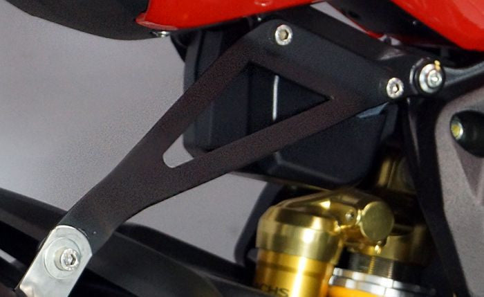 BODIS Passenger Footpeg Delete / Exhaust Bracket for MV Agusta F3 675 / 800 (12-16)