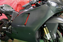 CARBONDRY - DUCATI DESMOSEDICI CARBON FIBER LH SIDE FAIRING