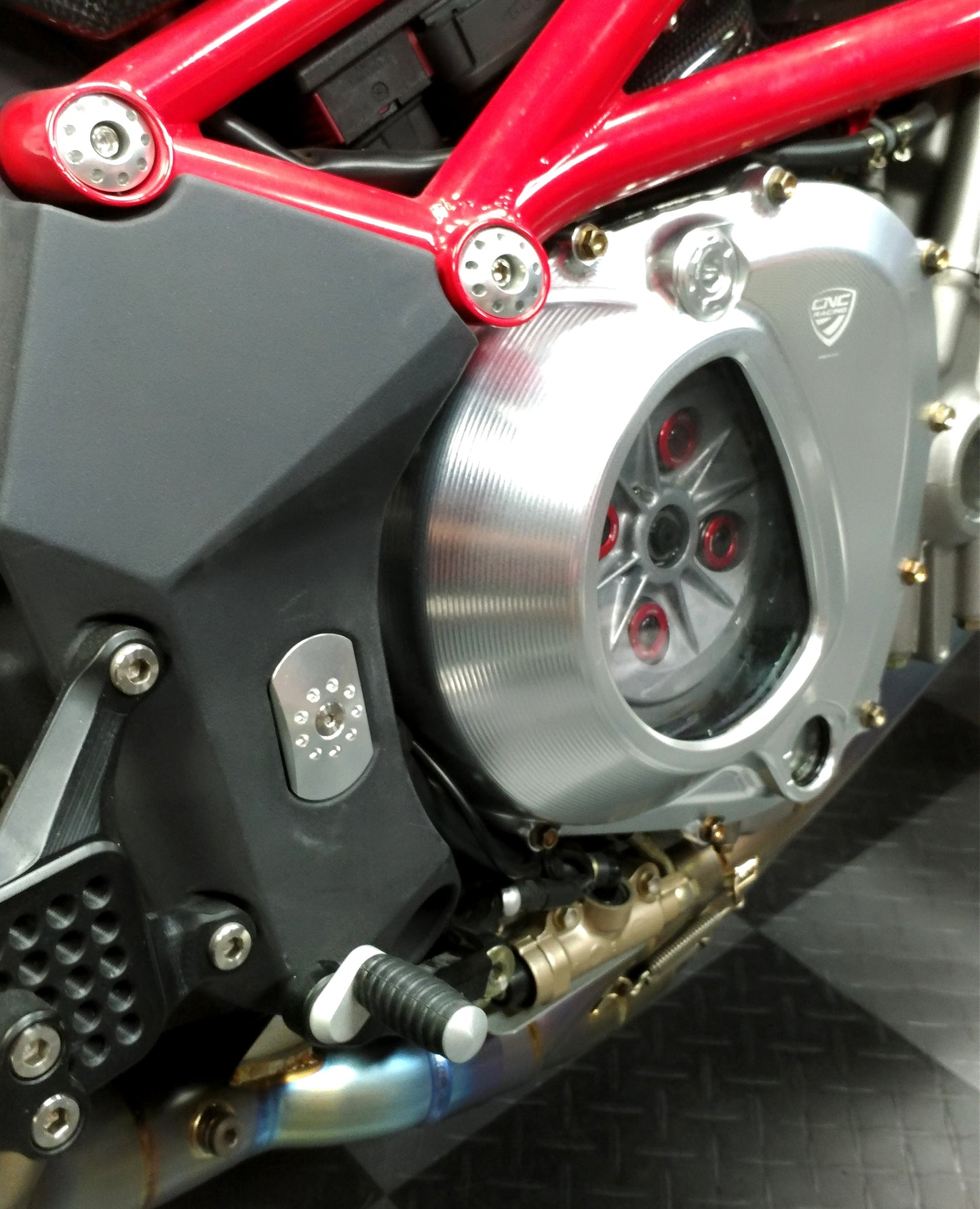 CNC Racing Clear Clutch Cover For MV Agusta F4 / Brutale B4 Models