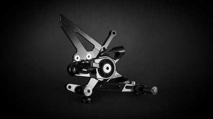 AEM FACTORY - DUCATI 899 / 959 / 1199 / 1299 / V2 PANIGALE ADJUSTABLE BILLET REARSETS  WITH COLORED ECCENTRIC