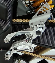 Gilles FXR CUP Rearsets for the Yamaha YZF-R3 / YZF-R25