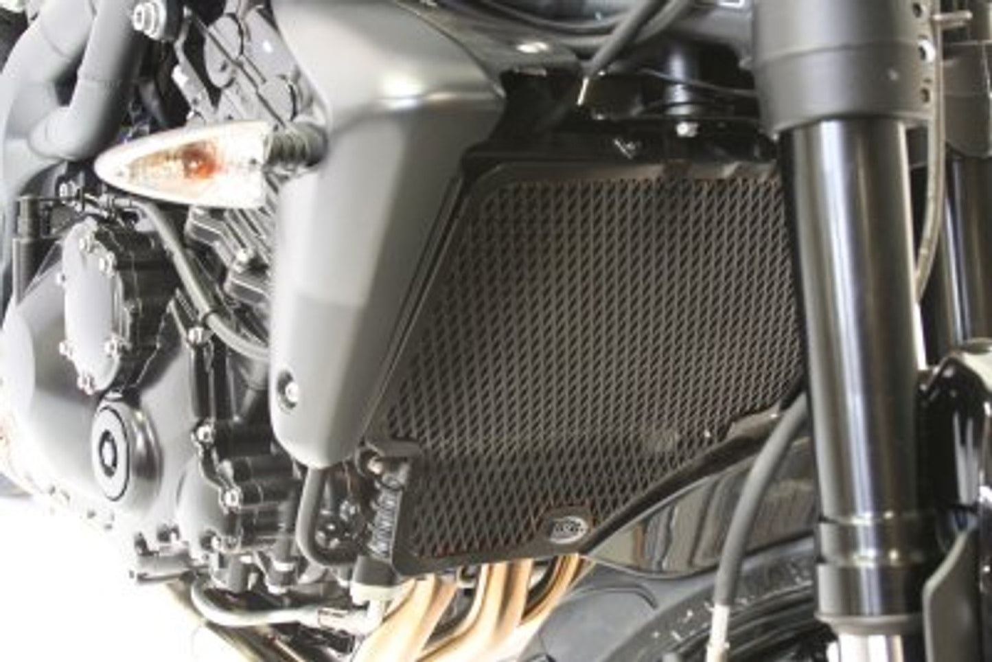 R&G Racing Radiator & Oil Cooler Guard for the Triumph Speed Triple S/R/RS '06-'09 ETC
