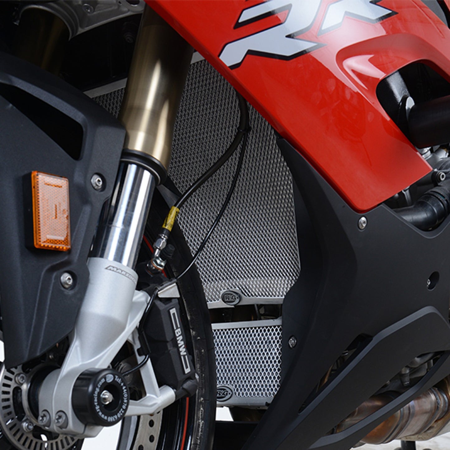 R&G Racing Radiator Guard for the BMW S1000XR '20-'22 / S1000RR '19-'22 / S1000R/M1000RR '21-'22
