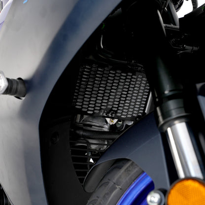 R&G Racing Pro Radiator Guard for the Yamaha MT-125 '20-23, XSR-125 '21-23, YZF-R125 '22-23