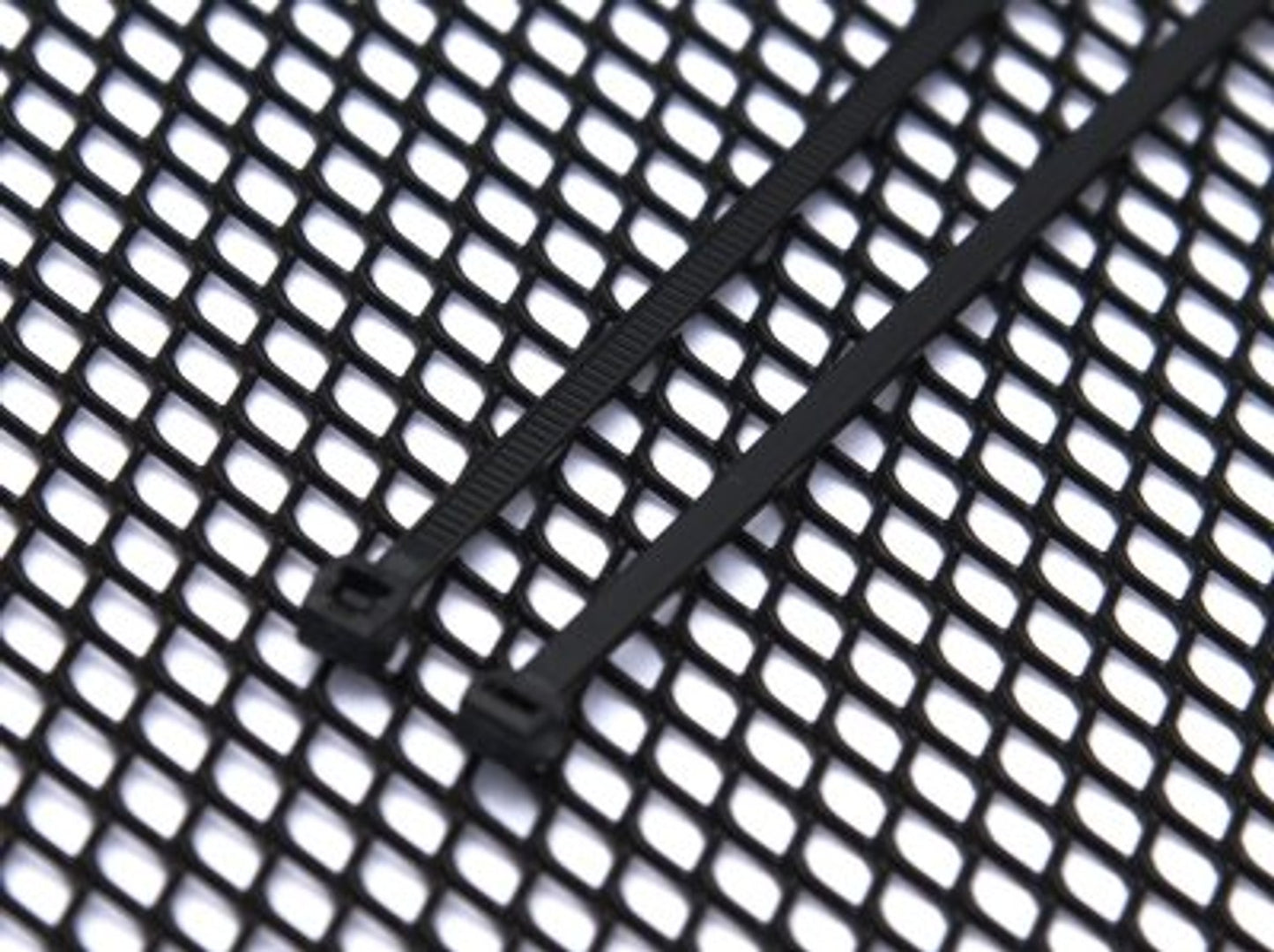 R&G Racing Universal Radiator Guard Mesh (12" x 16")