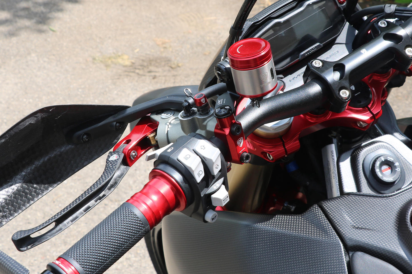 CNC Racing Aluminum Front Reservoir Brackets for Ducati Hypermotard 698 Mono