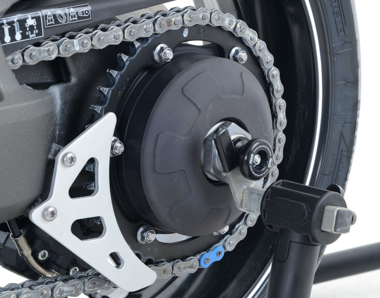 R&G Racing Spool Style Rear Axle Sliders / Protectors for Triumph Speed Triple '11-'15