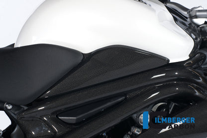 Ilmberger Carbon Tank Side Panel Right, for the Triumph Speed Triple '11-25