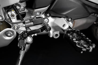 Gilles Gear and Brake Lever Kit for the Ducati Multistrada V4 / S / Sport / Pikes Peak / Grand Tour (20-24)