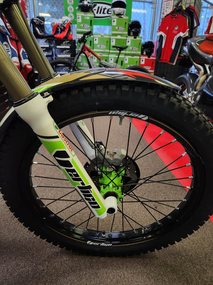 2018 Vertigo Combat Titanium R 250 - BRAND NEW