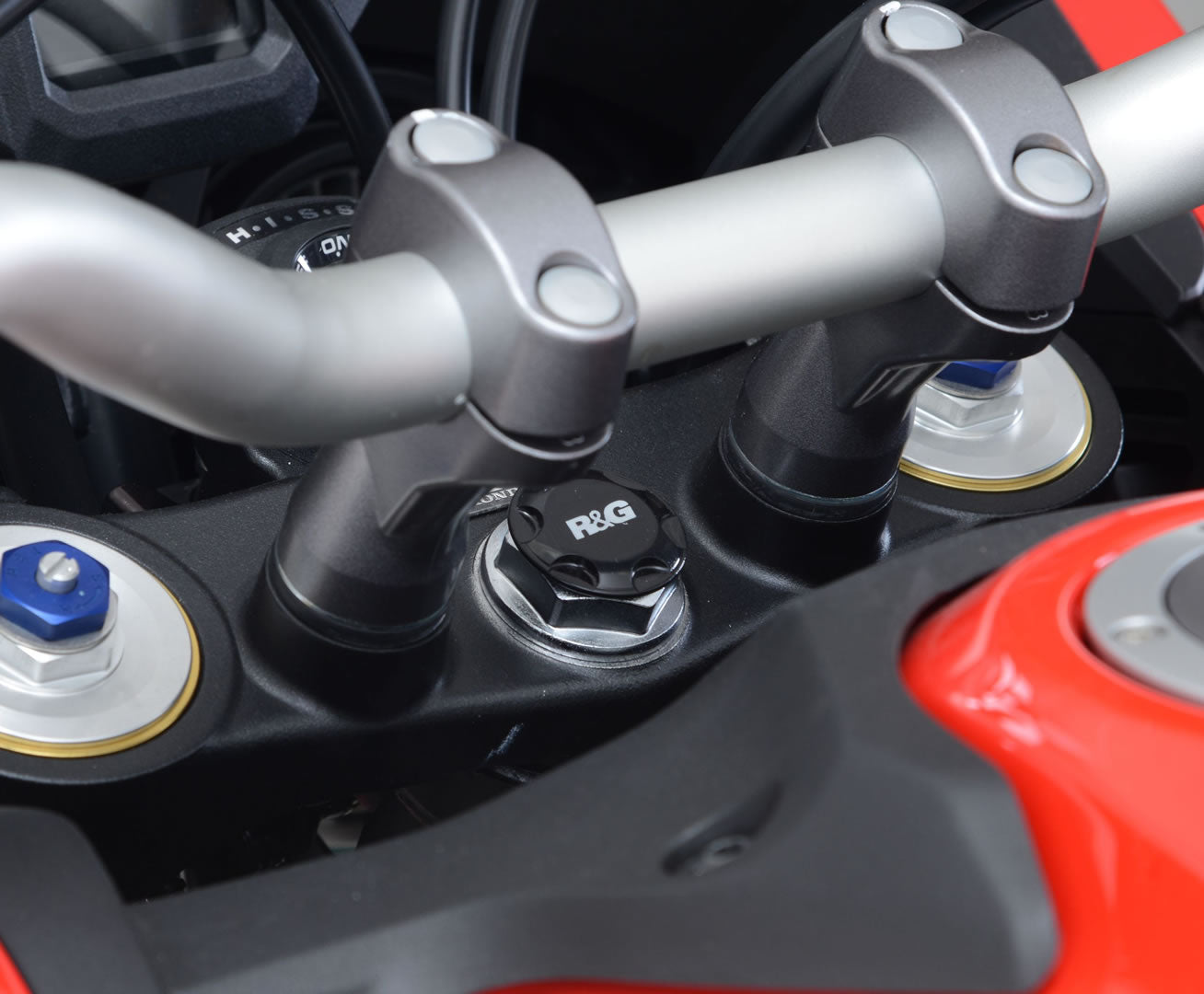 R&G Racing Top Yoke Plug for Honda Africa Twin Adventure Sports '18-19, Suzuki GSX-S1000 '15-18 & Yamaha yzf-r1/yzf-r1m '15-19/yzf-r6 '17-19/mt-10 '16-19