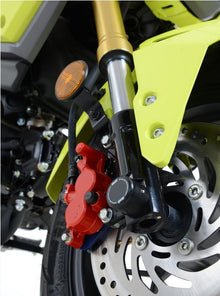 R&G Racing Front Axle Sliders / Protectors for Honda CBR125R '11-'14  CBF125 '09-'10  SH125i  SH150i  Grom MSX125 '13-'16