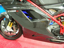 CARBONVANI - DUCATI 848 / 1098 & 1198 CARBON FIBRE LH SIDE PANEL (2007-13)
