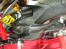 CARBONVANI - DUCATI 848 / 1098 & 1198 CARBON FIBER SWINGARM COVER (2007-13)
