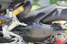 CARBONVANI - DUCATI PANIGALE 1199 / 1299 / V2 and STREETFIGHTER V2 CARBON FIBER SWINGARM COVER