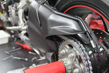 CARBONVANI - DUCATI PANIGALE 1199 / 1299 / V2 and STREETFIGHTER V2 CARBON FIBER SWINGARM COVER