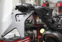 CARBONVANI - DUCATI 1199 PANIGALE CARBON FIBER LICENCE PLATE HOLDER (USA)