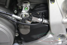 CARBONVANI - DUCATI PANIGALE 1199 / 1299 / V2 and STREETFIGHTER V2 CARBON FIBER SPROCKET COVER