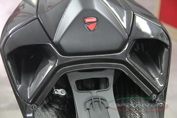 CARBONVANI - DUCATI 899 PANIGALE CARBON FIBER TAIL FRONT