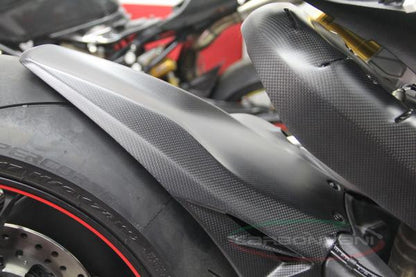 CARBONVANI - DUCATI PANIGALE 1199 / 1299 / V2 and Streetfighter V2 CARBON FIBER REAR HUGGER