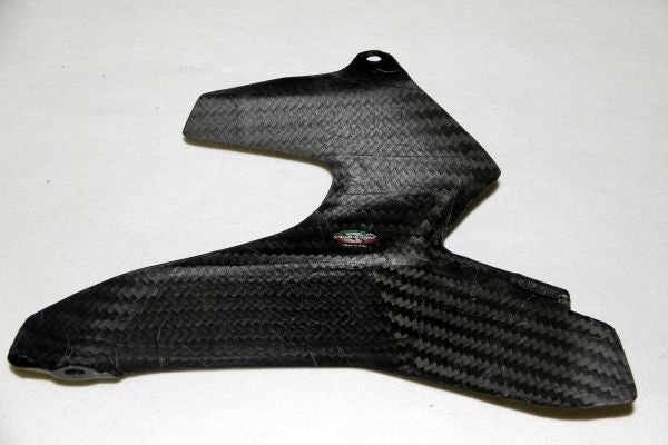 CARBONVANI - DUCATI MONSTER 1200 /S CARBON FIBER SWINGARM GUARD (14-16)