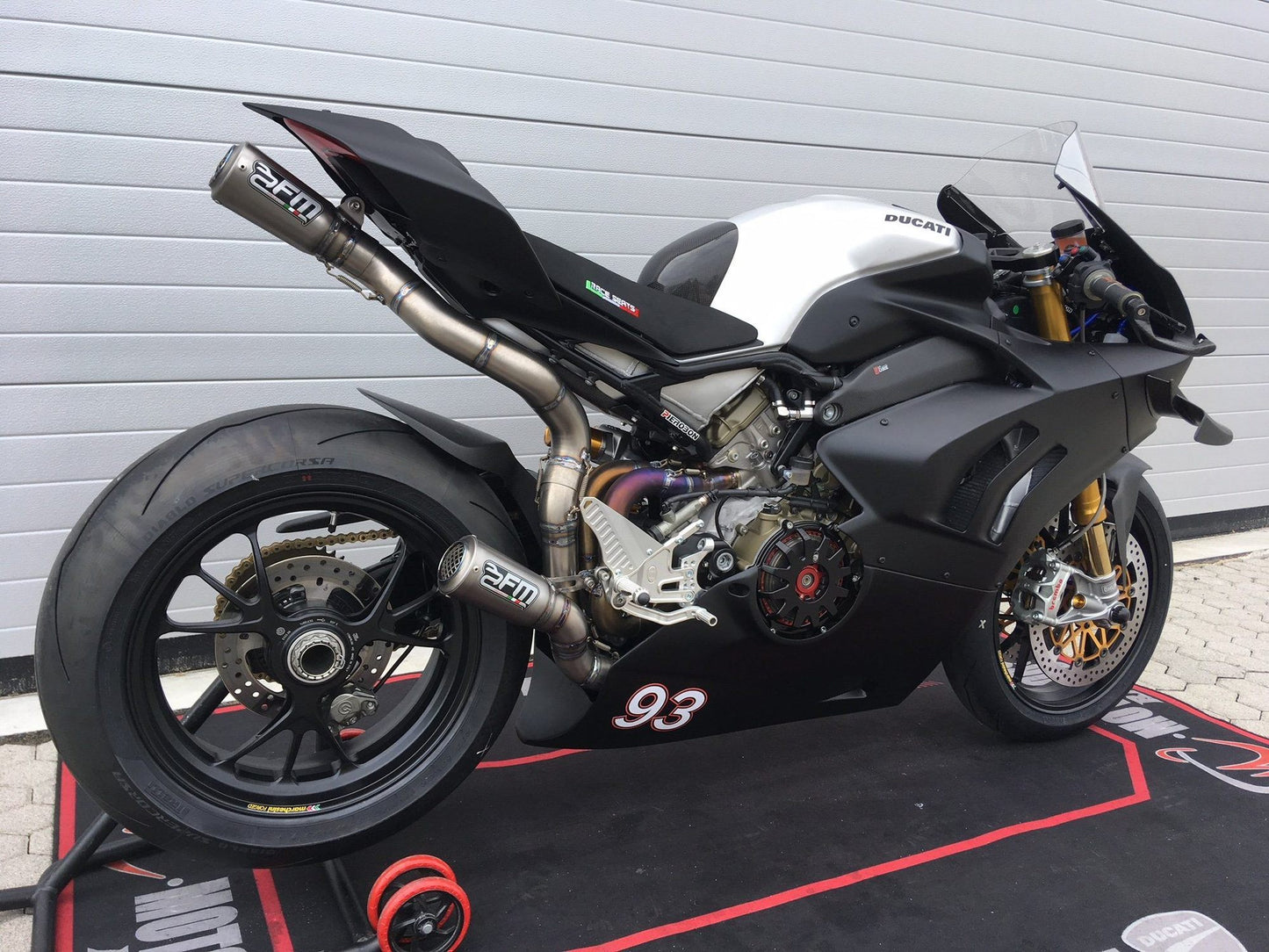 FM Projects Full Titanium Exhaust for the Ducati Panigale V4 / S / Speciale / SP